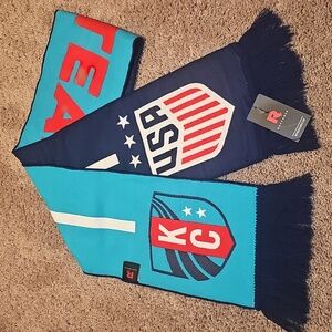 Blue and Navy Soccer Scarf KC Shield USA Kansas City High Quality Ruff Neck G5